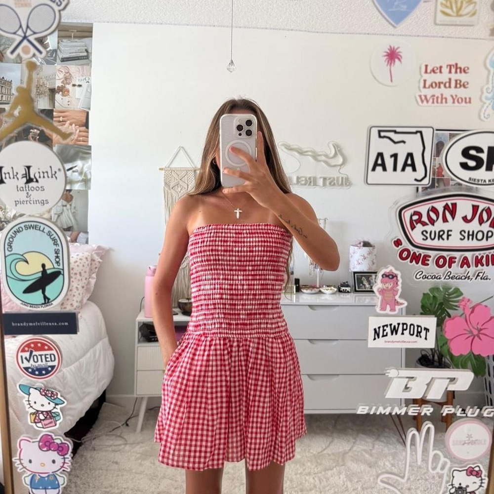 Hollister red and white gingham strapless mini dress with pockets‎